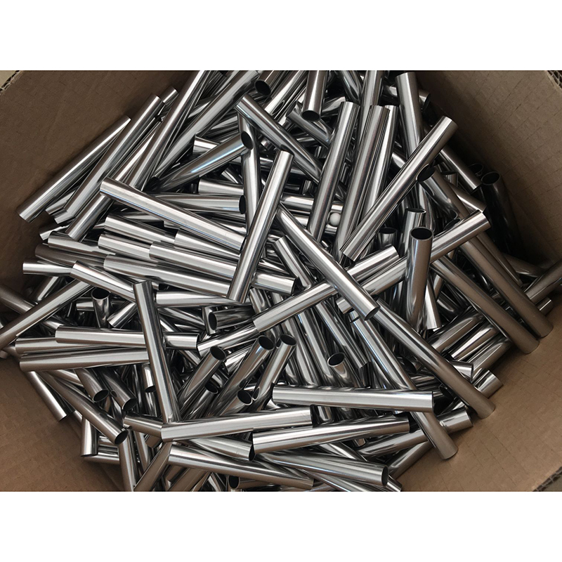 Customized 304 stainless steel pipe capillary seamless small steel tube Featured Image
