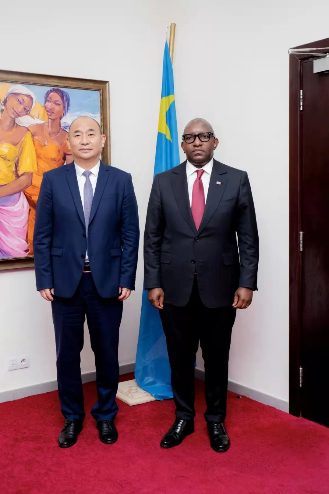 Prime Minister of the Democratic Republic of the Congo meets with sun Ruiwen, President of Luoyang molybdenum industry